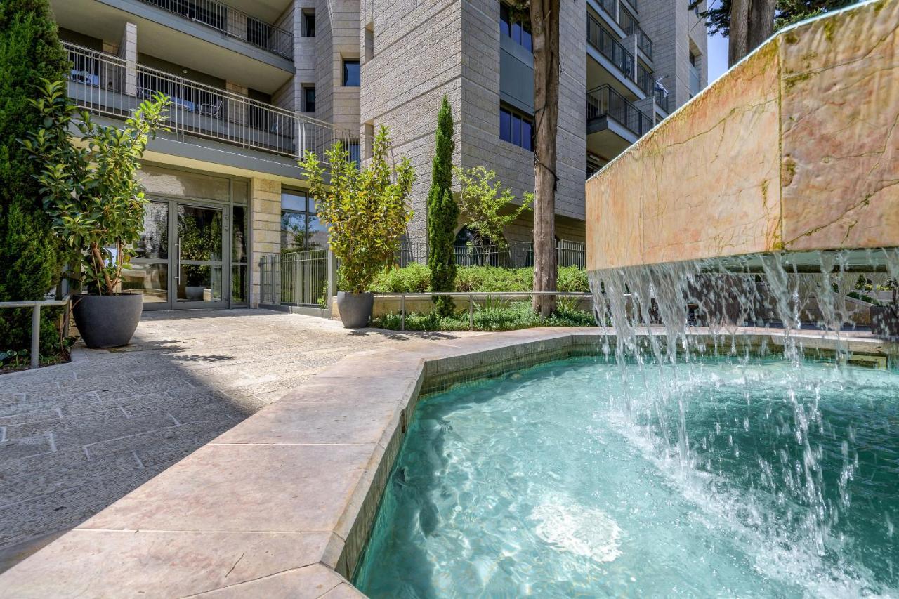 Haneviim Boutique - Mamilla Area Sea-U Yerusalem Bagian luar foto