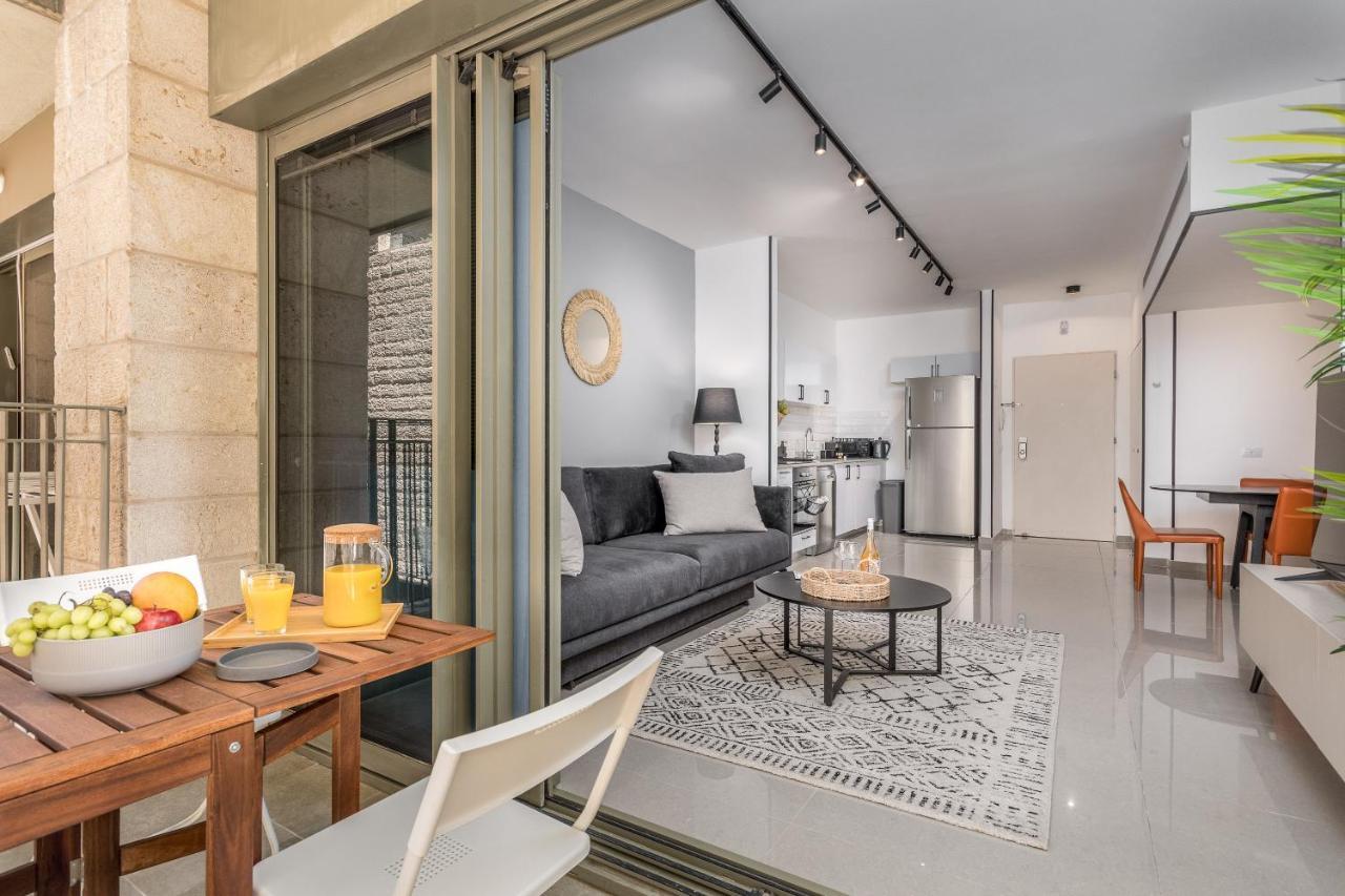 Haneviim Boutique - Mamilla Area Sea-U Yerusalem Bagian luar foto