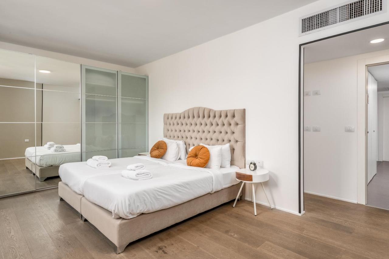 Haneviim Boutique - Mamilla Area Sea-U Yerusalem Bagian luar foto