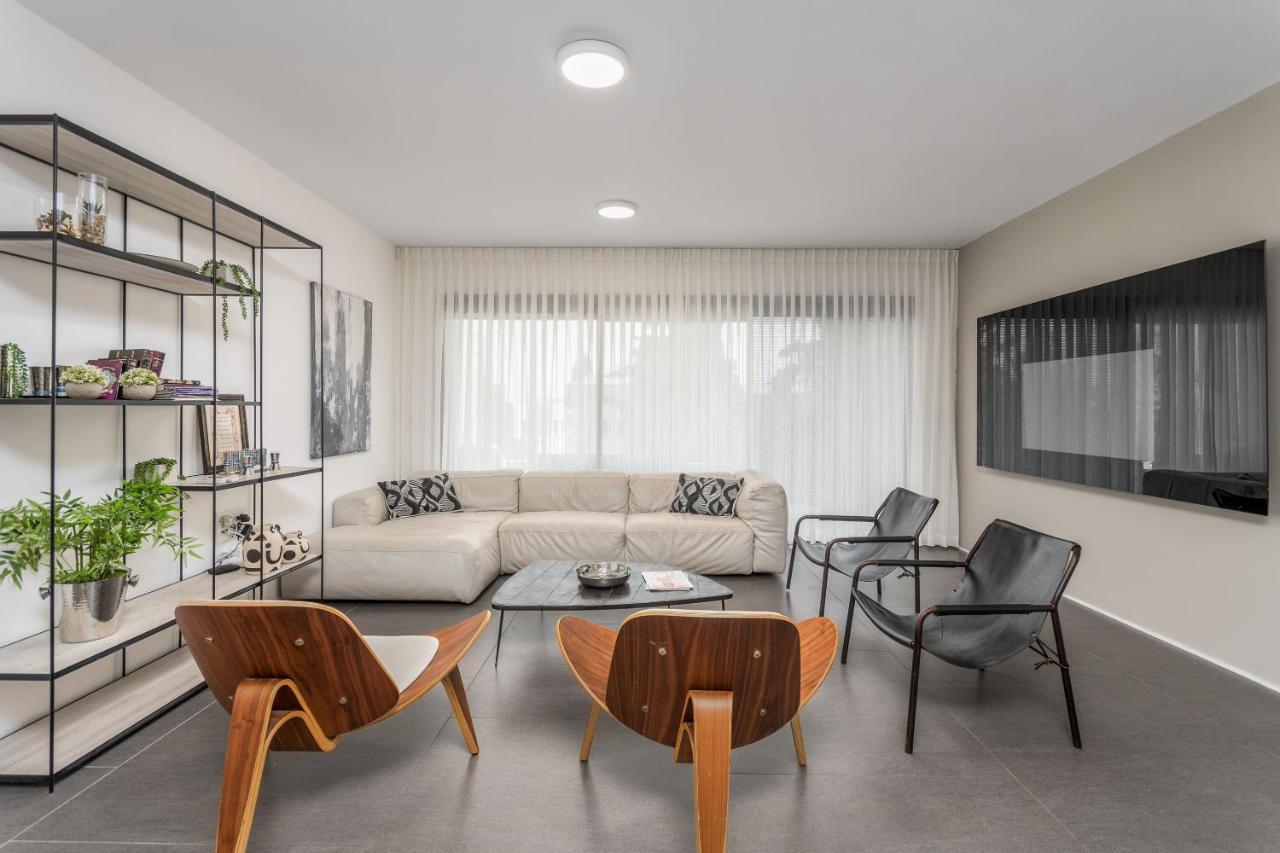 Haneviim Boutique - Mamilla Area Sea-U Yerusalem Bagian luar foto