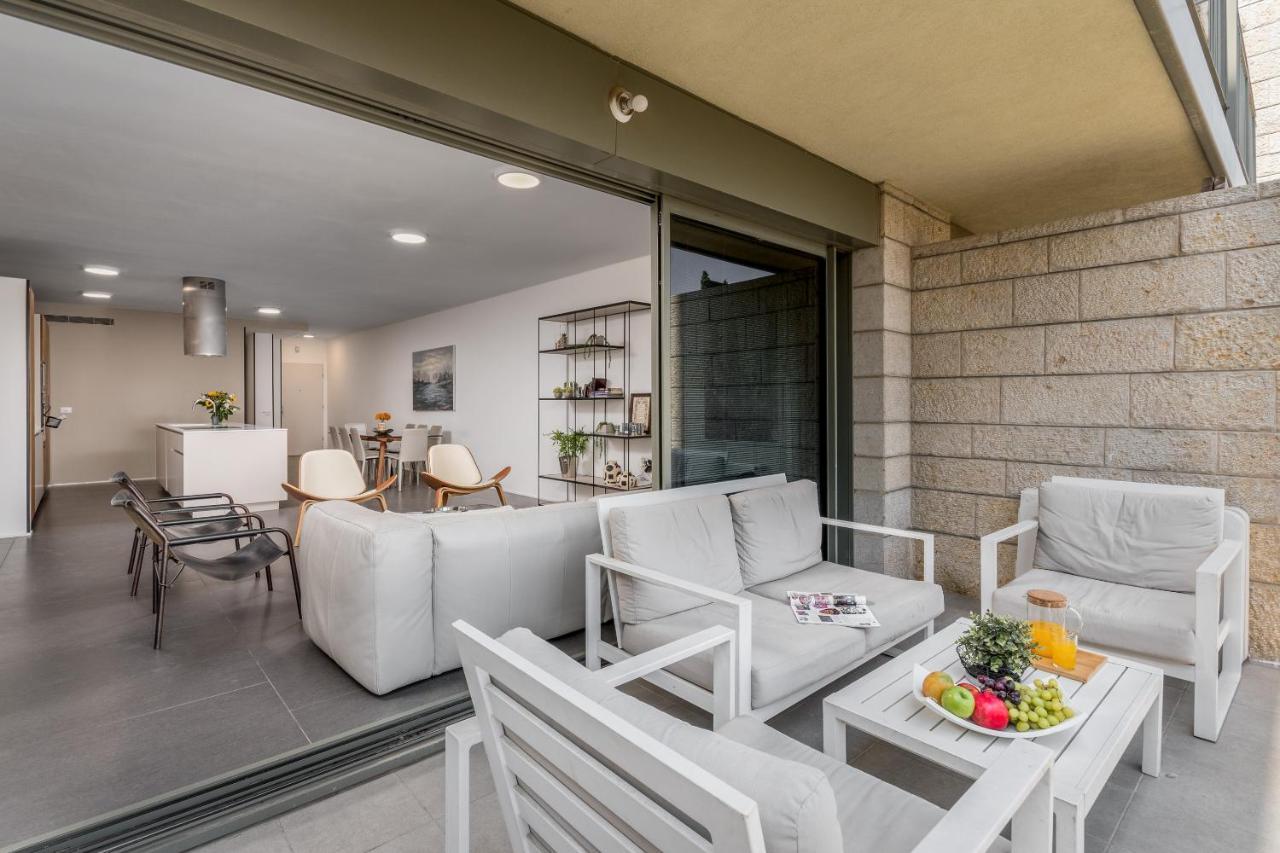 Haneviim Boutique - Mamilla Area Sea-U Yerusalem Bagian luar foto